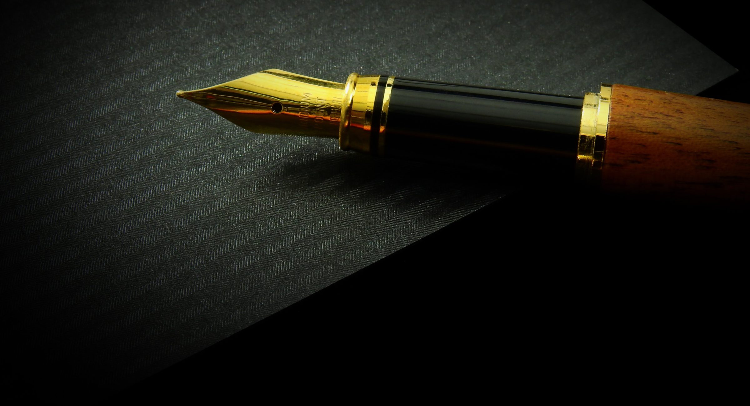 cropped-Fountain-Pen.jpg
